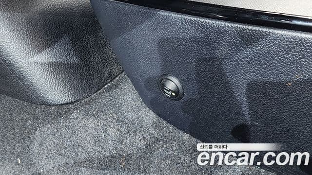 Toyota Prius 2019 — Şəkil 6/20