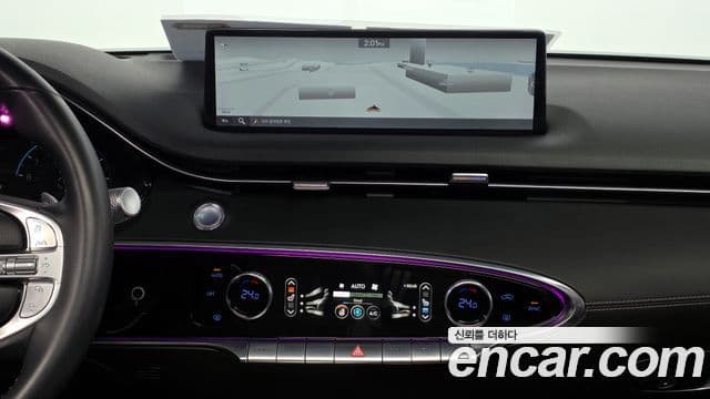 Genesis GV70 2023 — ფოტო 13/20