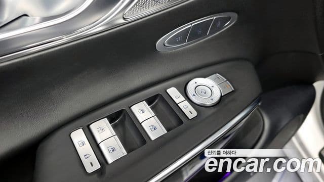 Genesis GV70 2023 — Şəkil 29/38