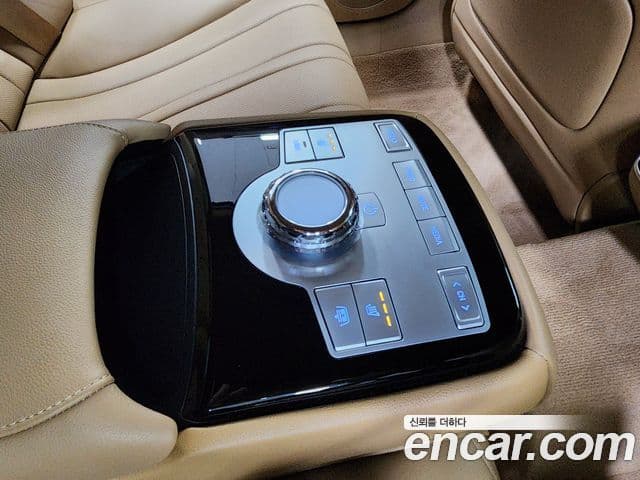 Genesis Electrified G80 2024 — ფოტო 17/20