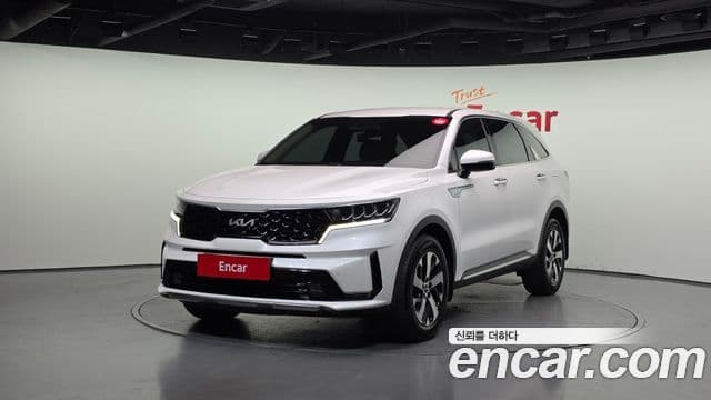 Kia Sorento 2022 — Фото 1/20