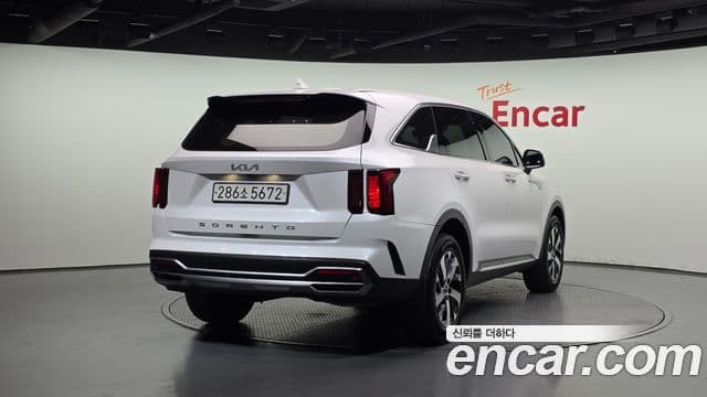 Kia Sorento 2022 — Фото 2/20