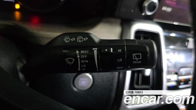 Kia Sorento 2022 — Фото 18/20