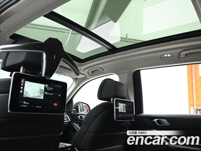 BMW X7 2021 — Şəkil 19/20