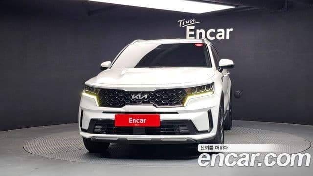 Kia Sorento 2023 — Фото 3/20