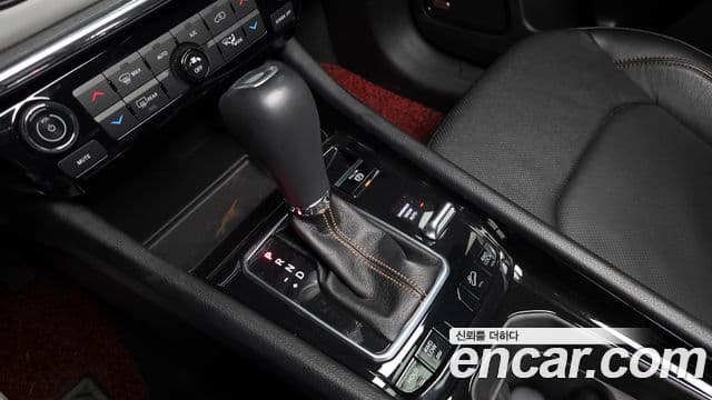Jeep Compass 2022 — ფოტო 8/20