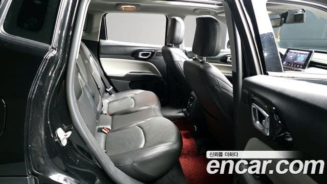 Jeep Compass 2022 — ფოტო 12/20