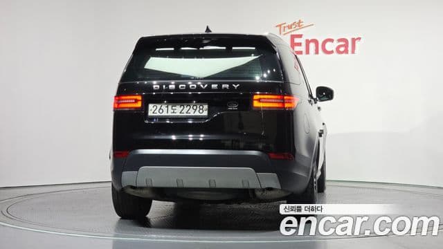 Land Rover Discovery 5 2019 — Şəkil 3/20