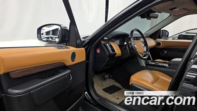 Land Rover Discovery 5 2019 — Şəkil 8/20