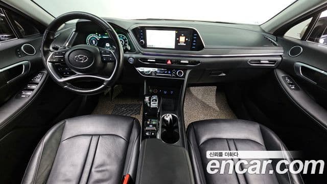 Hyundai Sonata 2021 — Фото 7/20