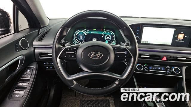 Hyundai Sonata 2021 — Фото 13/20
