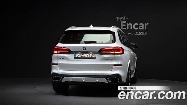 BMW X5 2022 — Photo 19/20