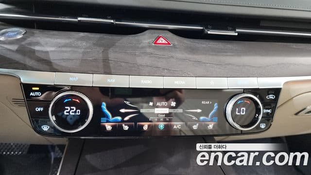 Genesis Electrified G80 2021 — Şəkil 12/20