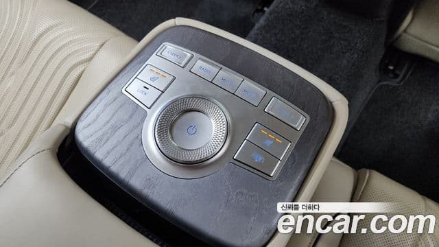 Genesis Electrified G80 2021 — Şəkil 16/20