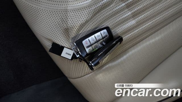 Genesis Electrified G80 2021 — Şəkil 17/20