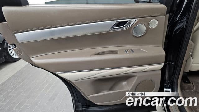 Genesis GV80 2020 — ფოტო 26/37