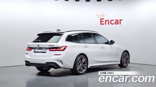 BMW 3 Series 2020 — ფოტო 2/20