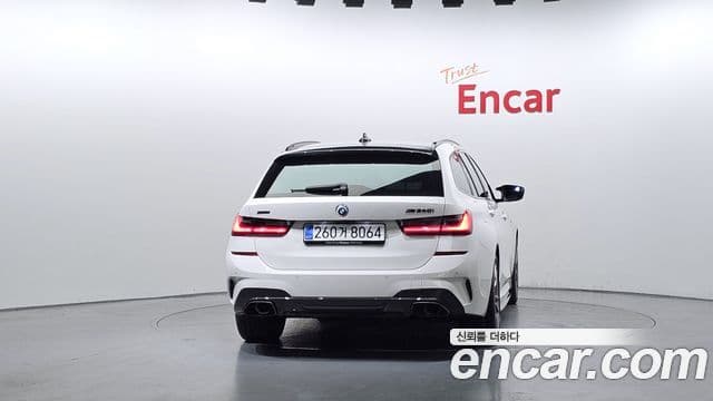BMW 3 Series 2020 — ფოტო 4/20