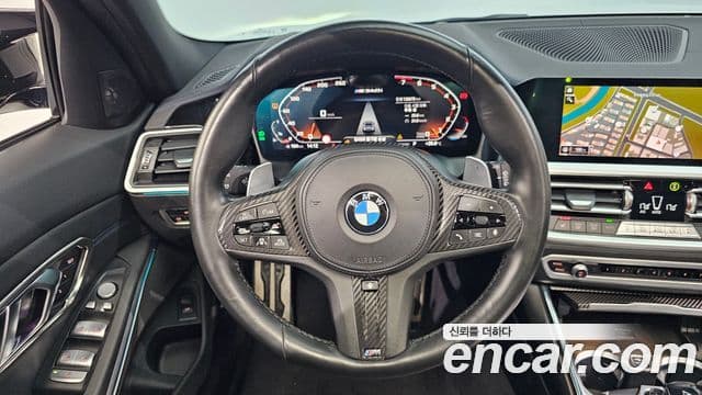 BMW 3 Series 2020 — ფოტო 13/20