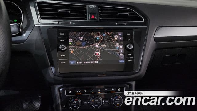Volkswagen Tiguan 2019 — Şəkil 12/20