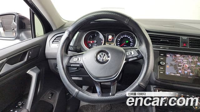 Volkswagen Tiguan 2019 — Şəkil 13/20