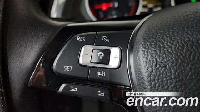 Volkswagen Tiguan 2019 — Şəkil 15/20