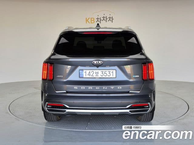 Kia Sorento 2021 — ფოტო 4/20