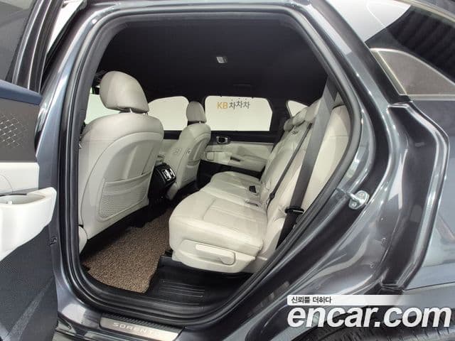 Kia Sorento 2021 — ფოტო 11/20