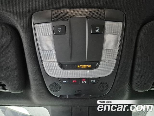 Kia Sorento 2021 — ფოტო 19/20