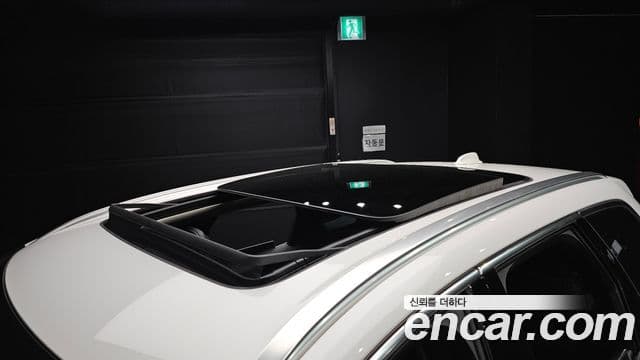 Volvo XC60 2024 — ფოტო 17/20