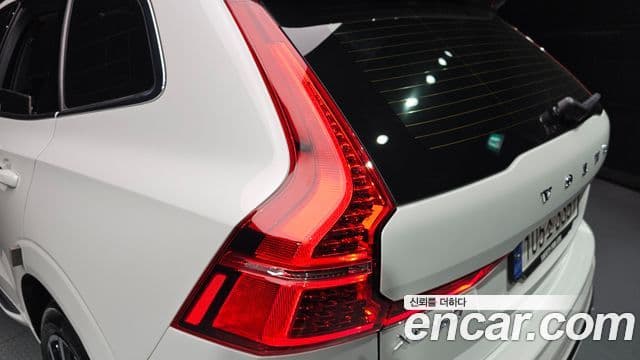 Volvo XC60 2024 — Photo 15/33