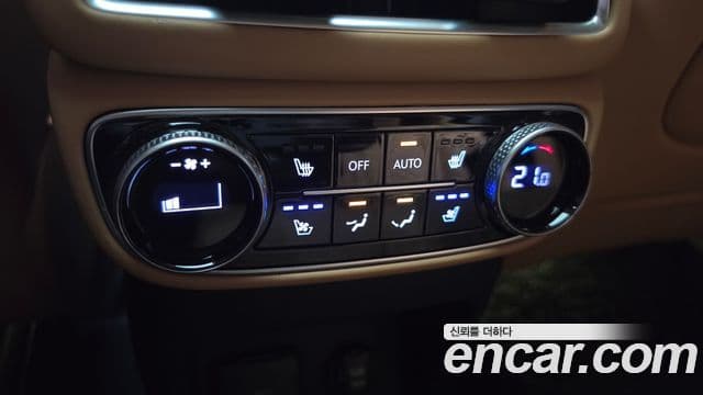 Genesis GV80 2021 — Şəkil 27/34