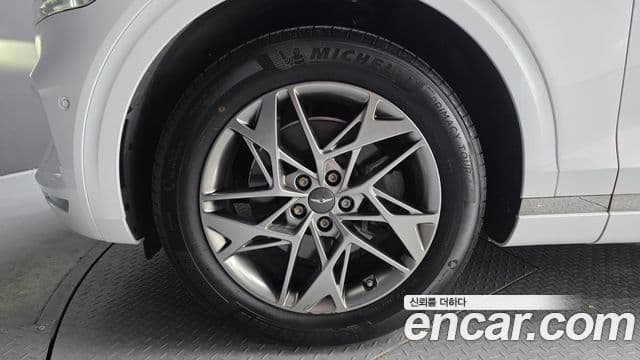 Genesis GV70 2022 — Şəkil 5/20
