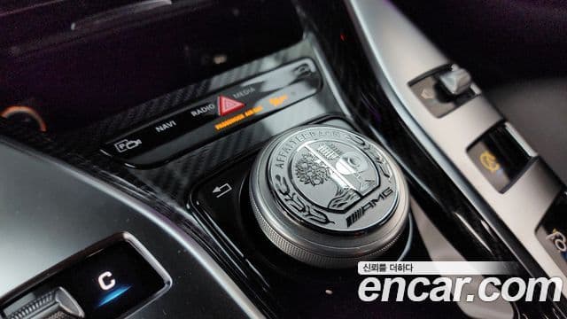 Mercedes-Benz AMG GT 2020 — Фото 9/20