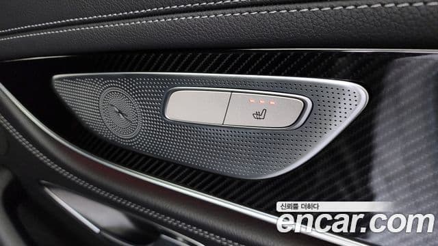 Mercedes-Benz AMG GT 2020 — Фото 19/20