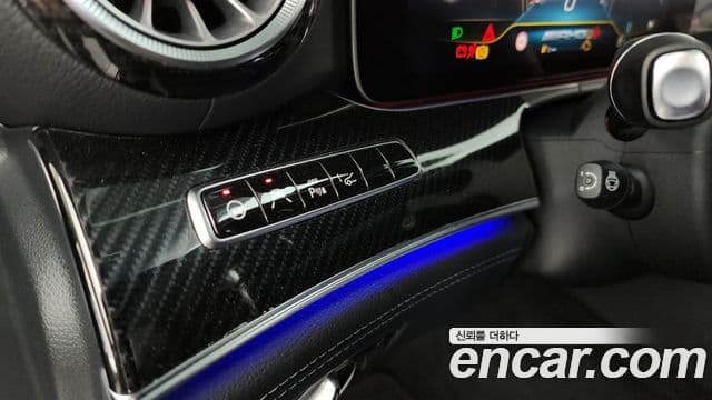Mercedes-Benz AMG GT 2020 — ფოტო 17/35