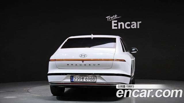 Hyundai Grandeur 2023 — Фото 4/20