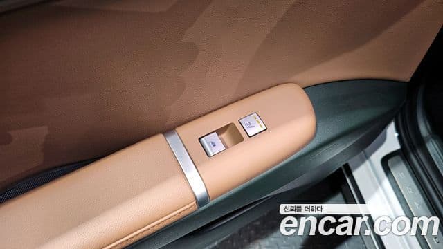 Hyundai Grandeur 2023 — Фото 16/20