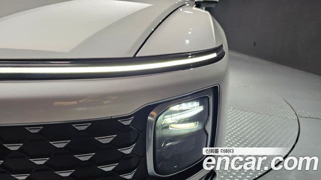 Hyundai Grandeur Hybrid 2023 — ფოტო 21/32