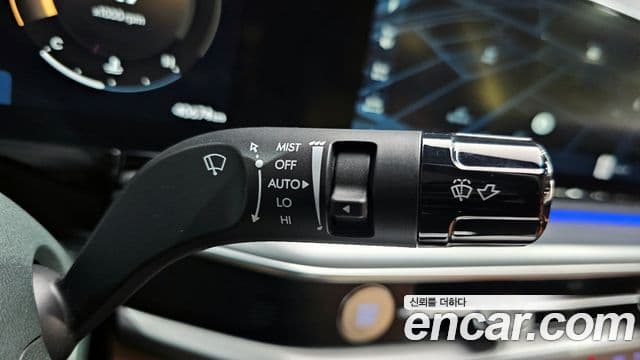 Hyundai Grandeur Hybrid 2023 — ფოტო 32/32