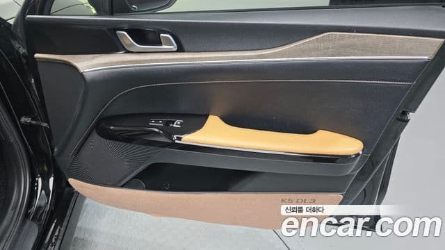 Kia K5 2020 — Photo 31/33