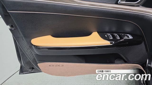 Kia K5 2020 — Photo 17/33
