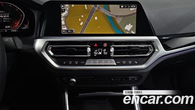 BMW 3 Series 2019 — Фото 14/20