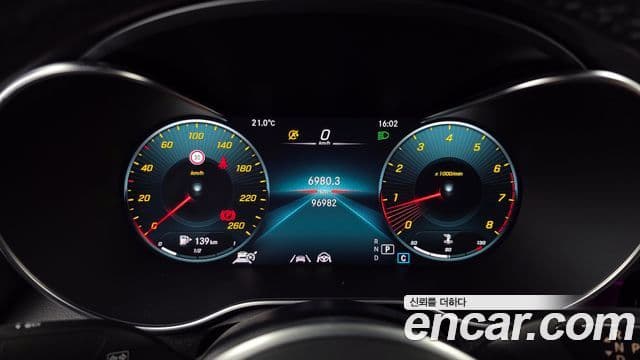 Mercedes-Benz GLC-Class 2022 — ფოტო 7/20