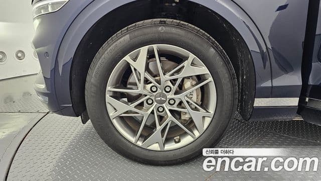 Genesis GV70 2024 — ფოტო 5/20