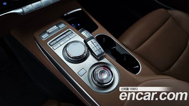 Genesis GV70 2024 — ფოტო 9/20