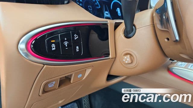 Genesis GV70 2024 — ფოტო 17/20