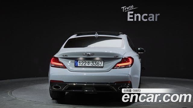 Genesis G70 2018 — ფოტო 4/20