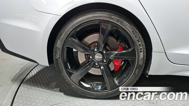 Genesis G70 2018 — ფოტო 5/20