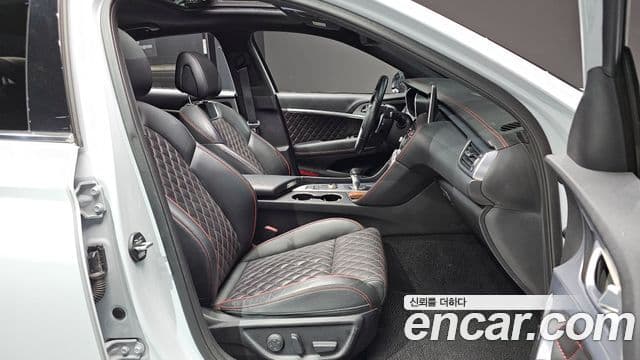 Genesis G70 2018 — ფოტო 12/20